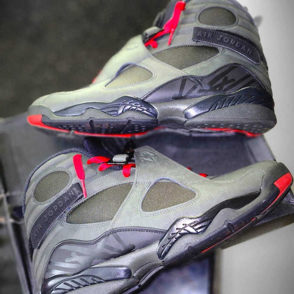 Air Jordan 8 Retro "Take Flight Undefeated" 2017